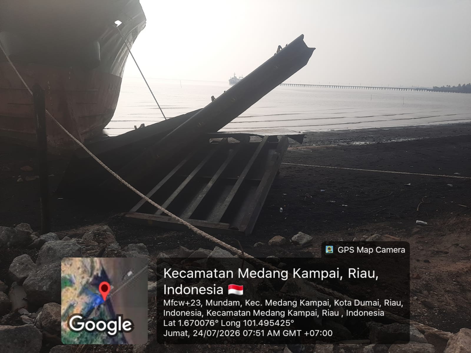 Kapal Ex. MV. NORTH STAR 9 di Mundam: Izin, Pengawasan, dan Ancaman Penegakan Hukum